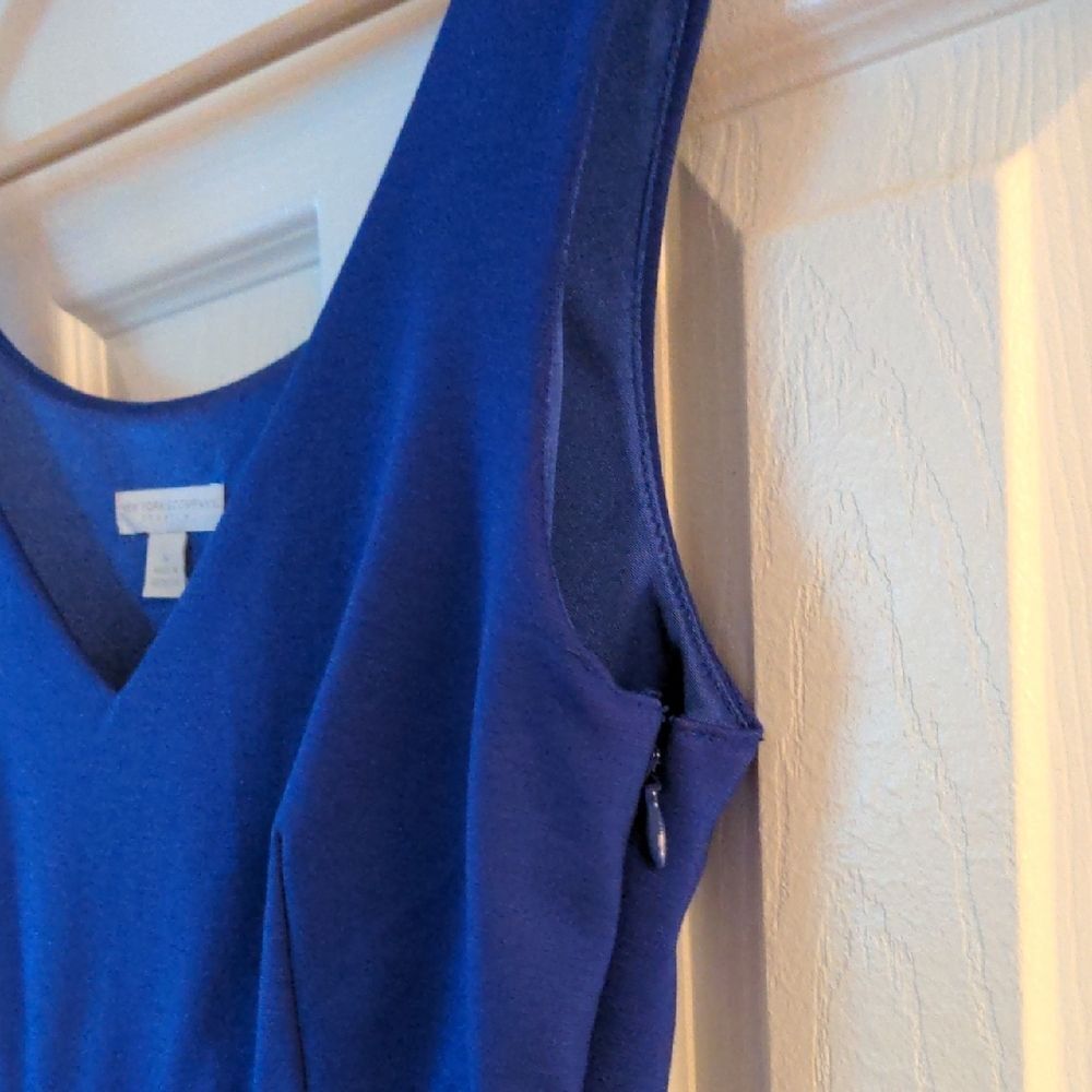 New York & Company Blue Ruched mini Dress - Picture 6 of 12